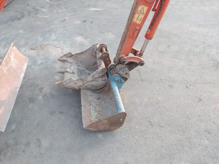 Mini pelle Kubota U15-3, 2005 - 1,6T – Image 8